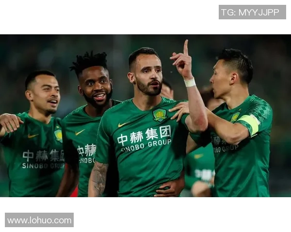 成都足球队防反战术解析：深度剖析其成功背后的秘密与策略